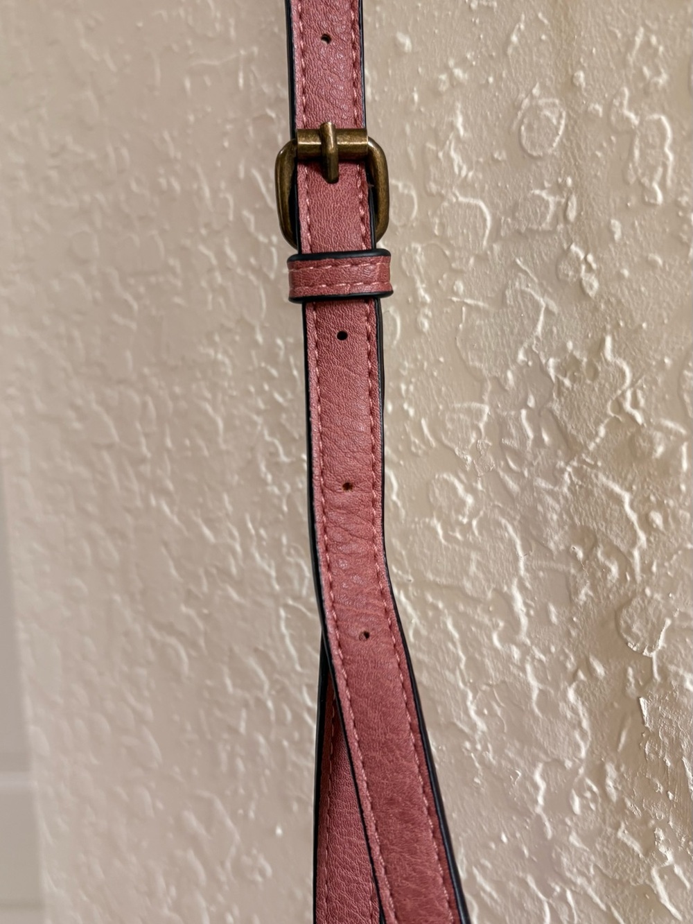The Suzie classic crossbody round bag color nude NWT adj. strap boho style - Picture 10 of 10